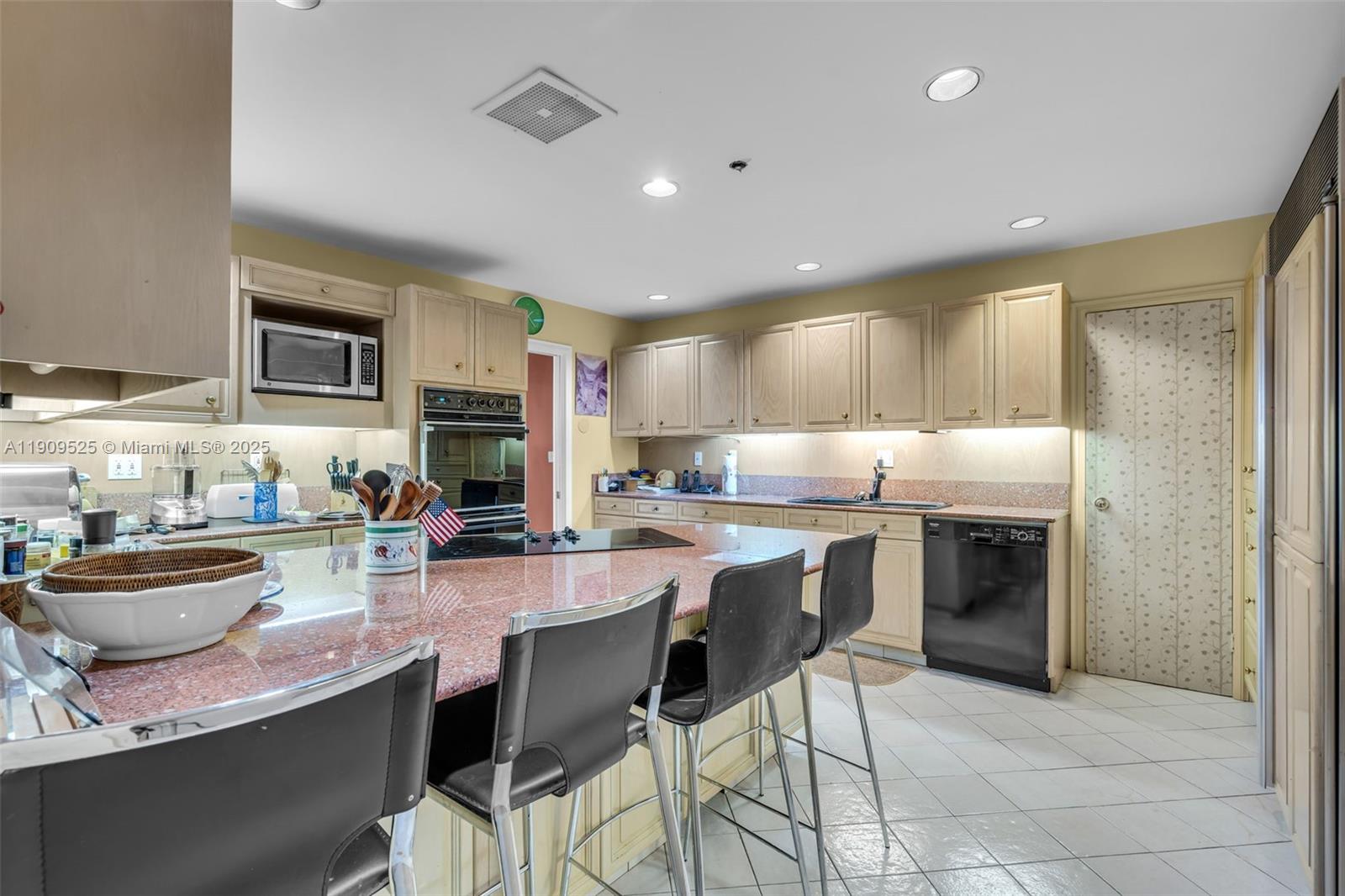 151 Crandon Blvd # 1226