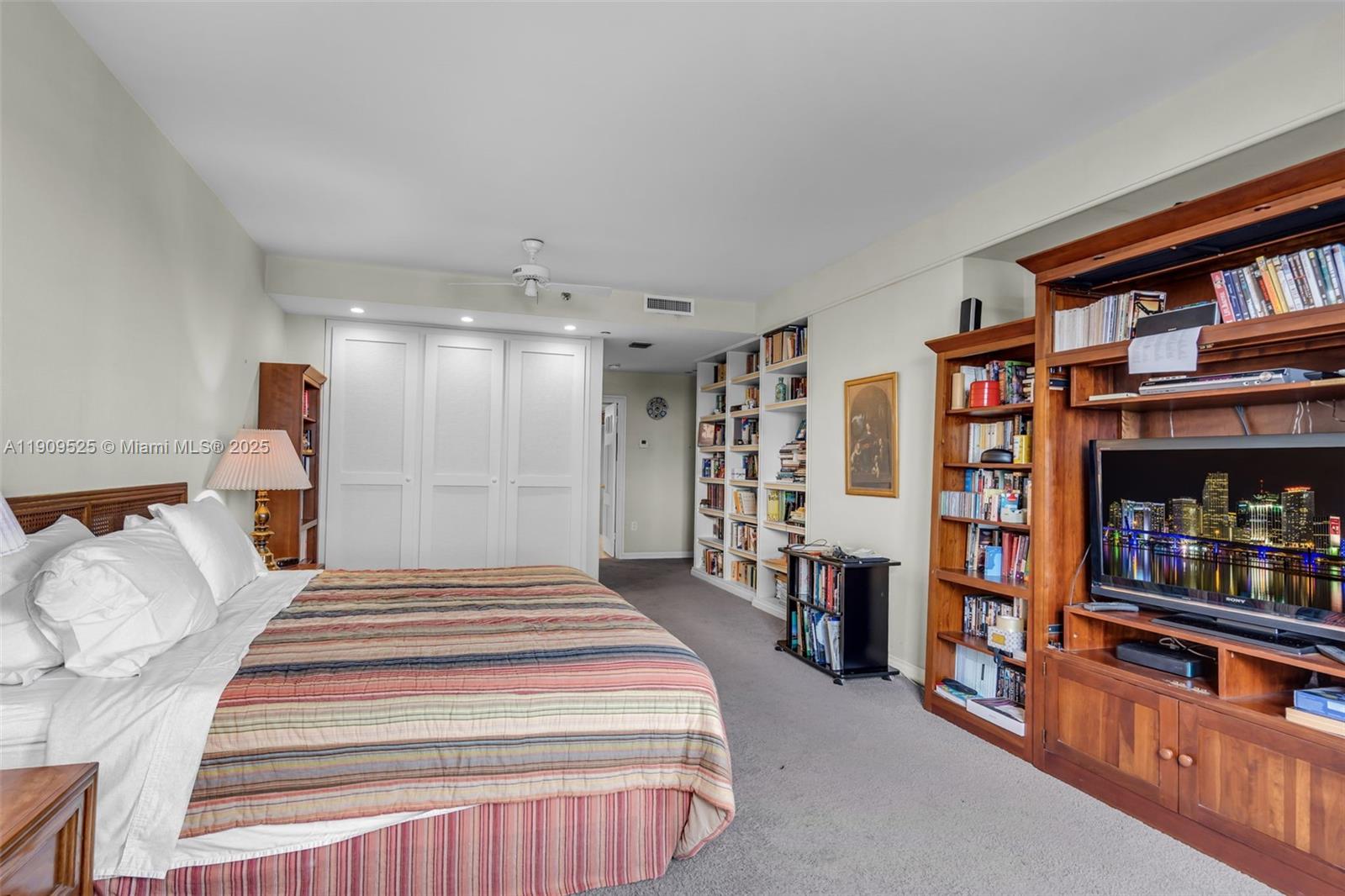 151 Crandon Blvd # 1226