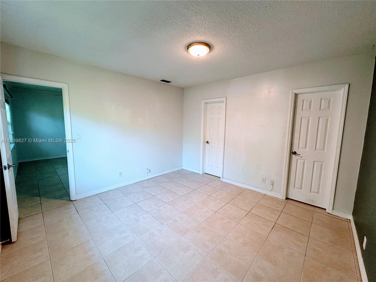 2424 SE 17th St # B307