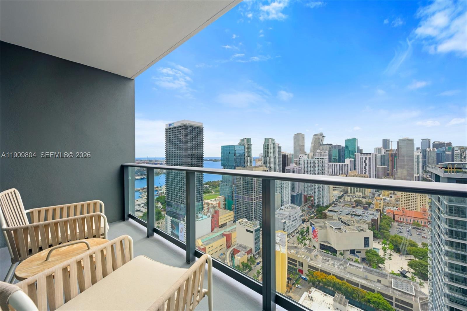 159 NE 6th St # 3706