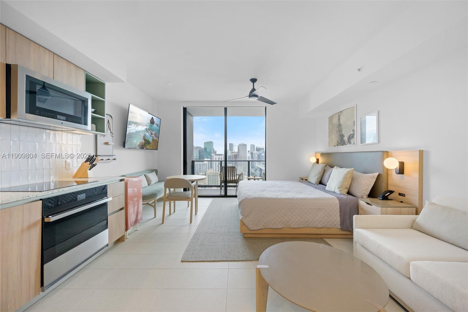 159 NE 6th St # 3706