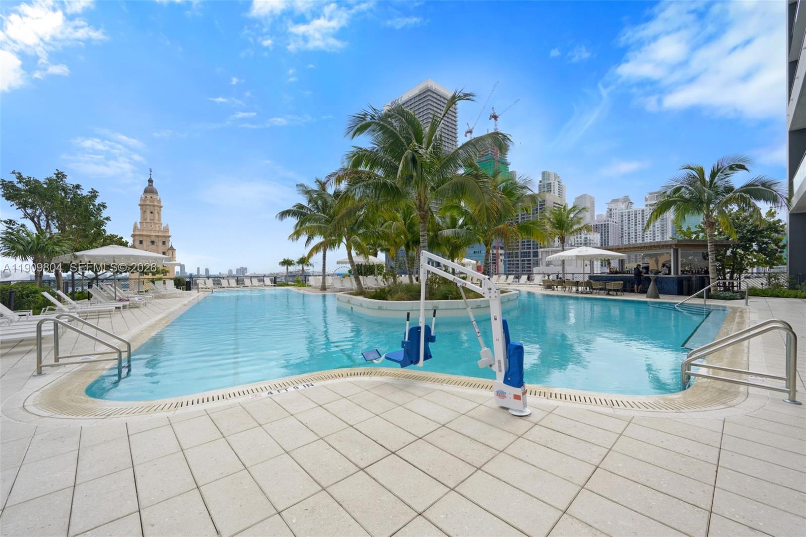 159 NE 6th St # 3706