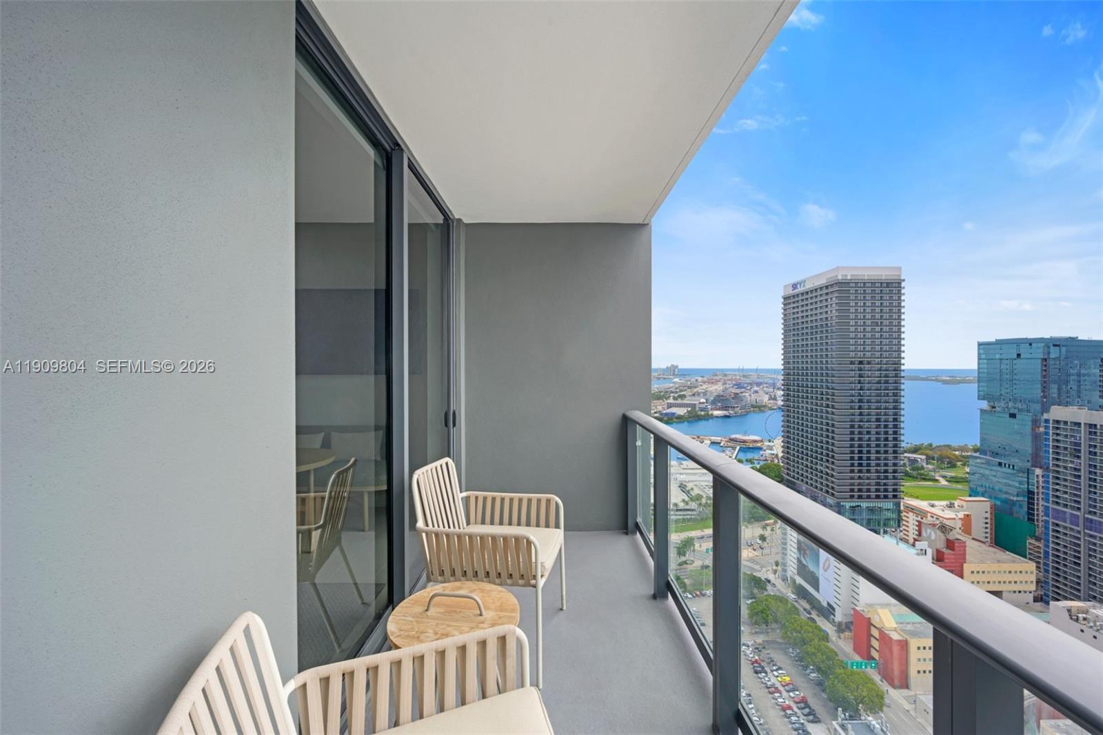 159 NE 6th St # 3706