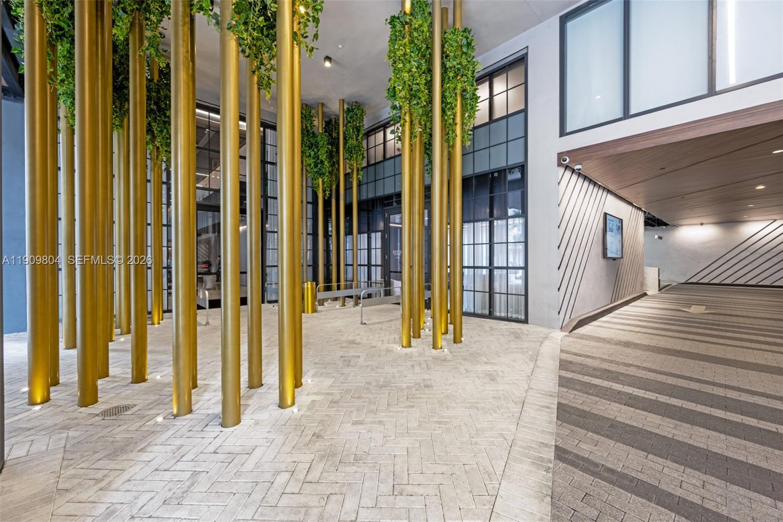 159 NE 6th St # 3706