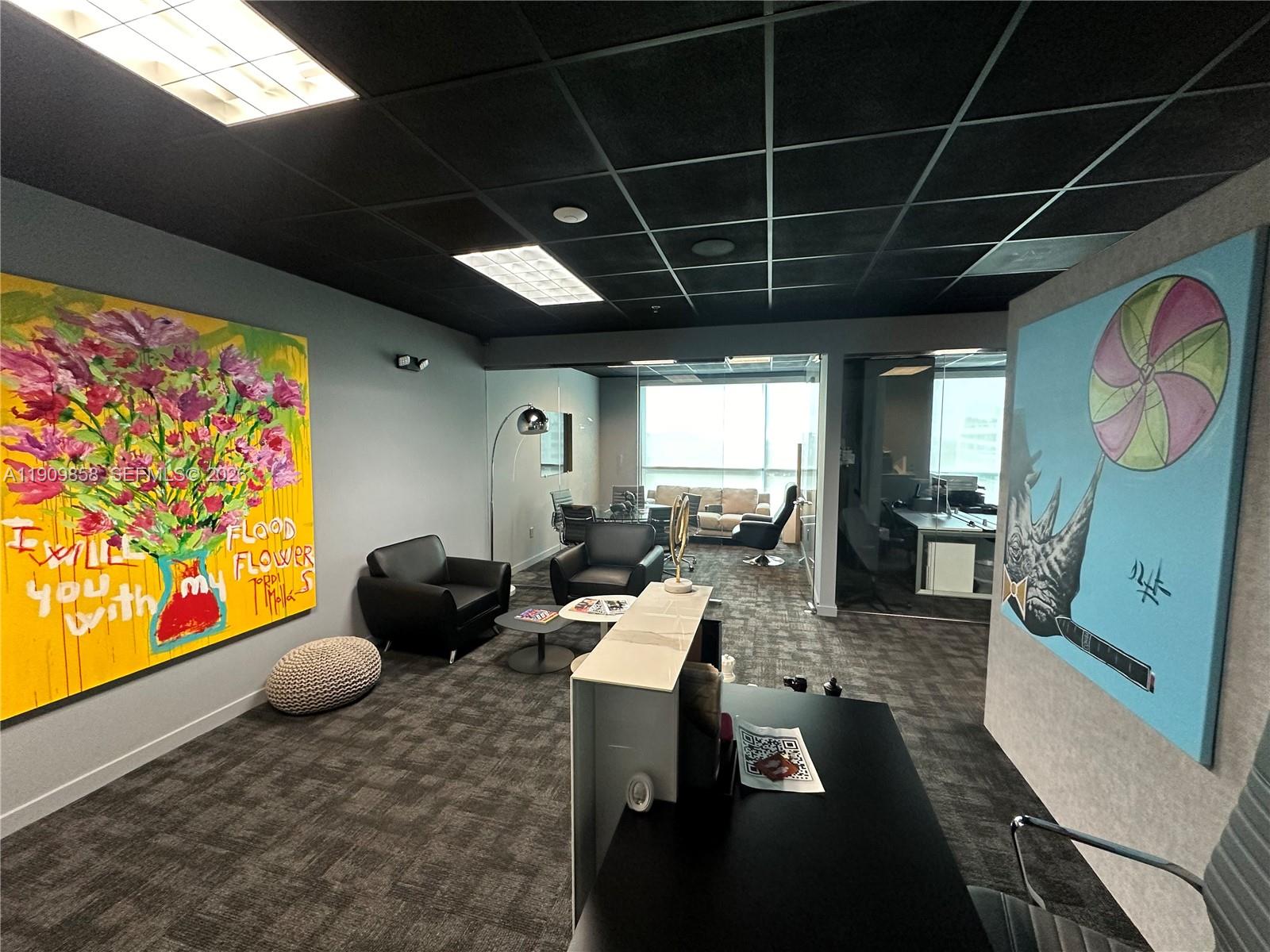 175 SW 7 ST # 1101 Unit: 1100-1101