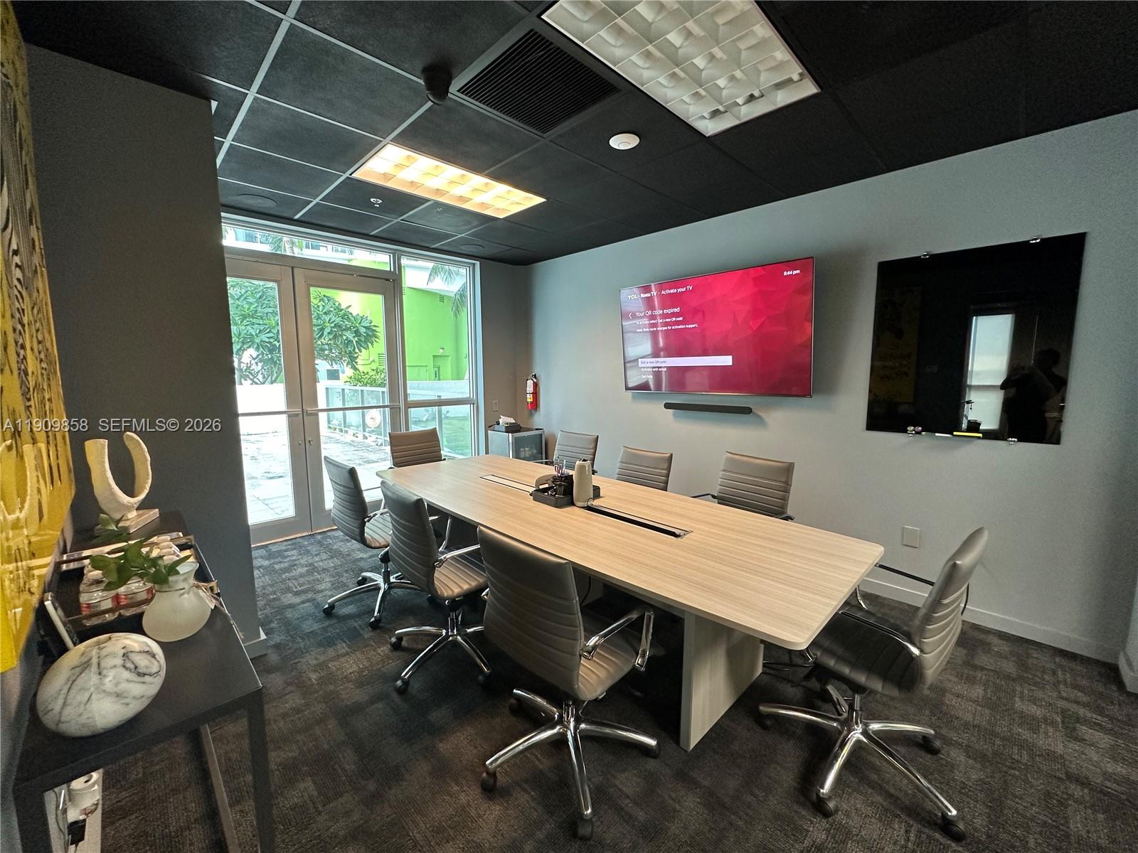 175 SW 7 ST # 1101 Unit: 1100-1101