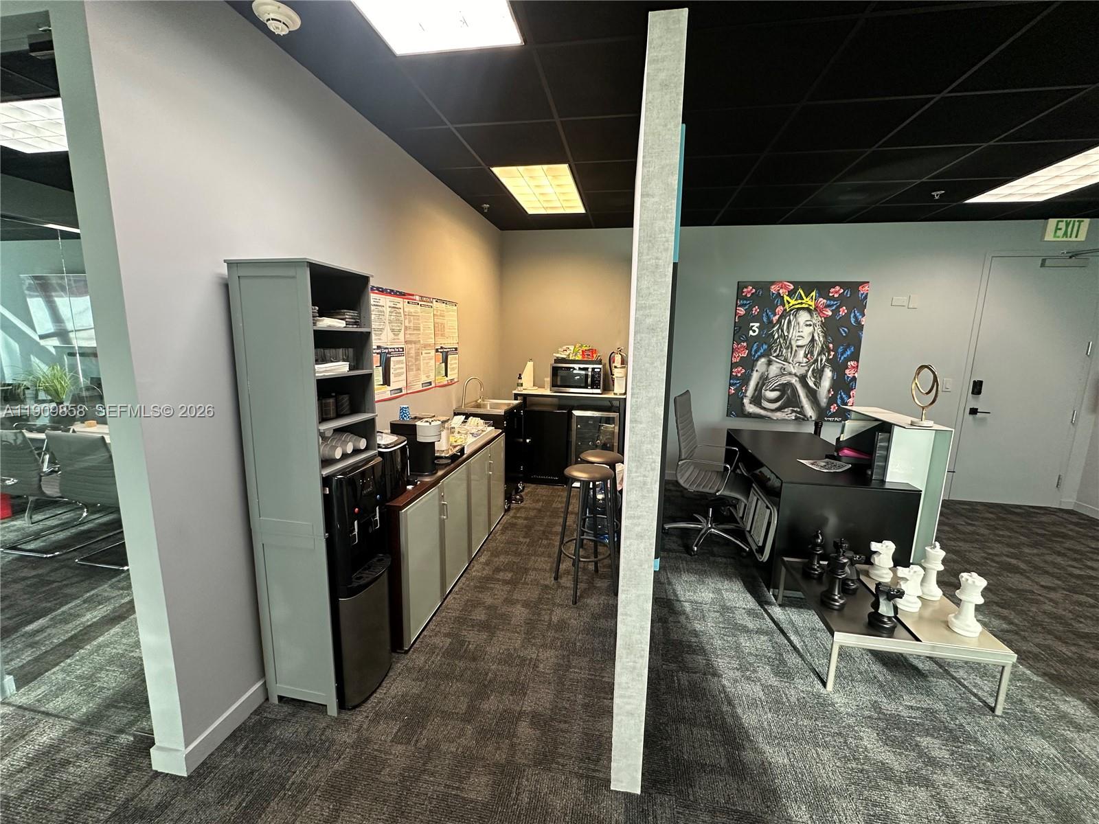 175 SW 7 ST # 1101 Unit: 1100-1101