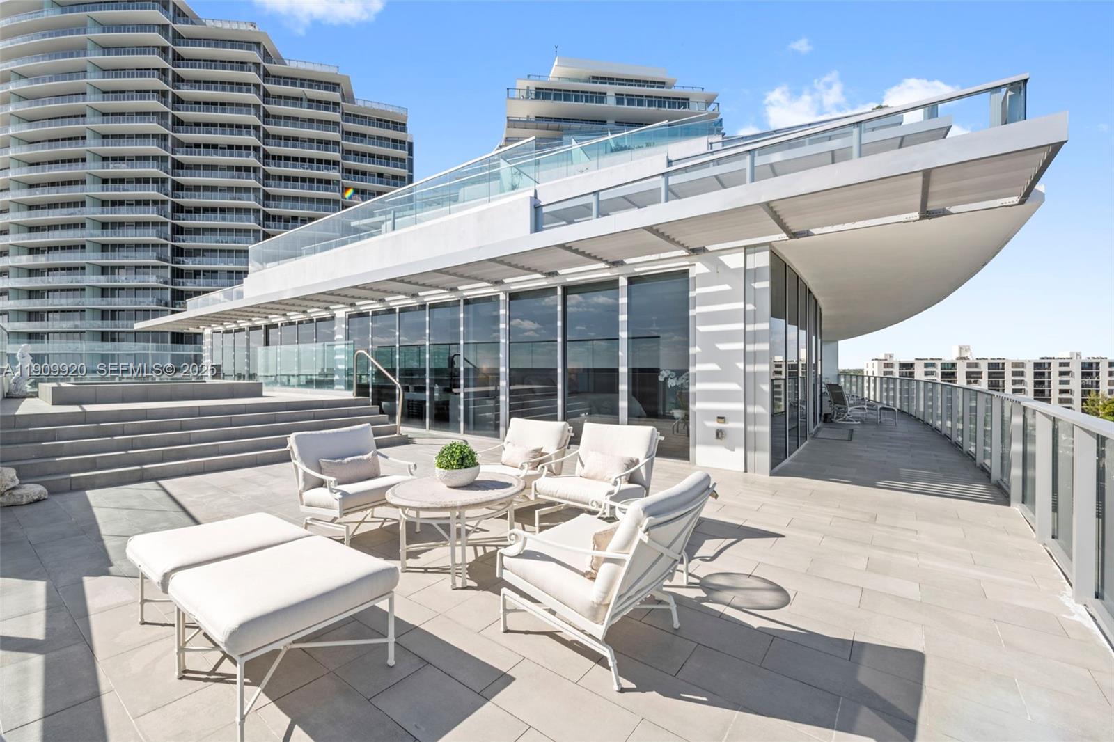 2200 N Ocean Blvd # N605