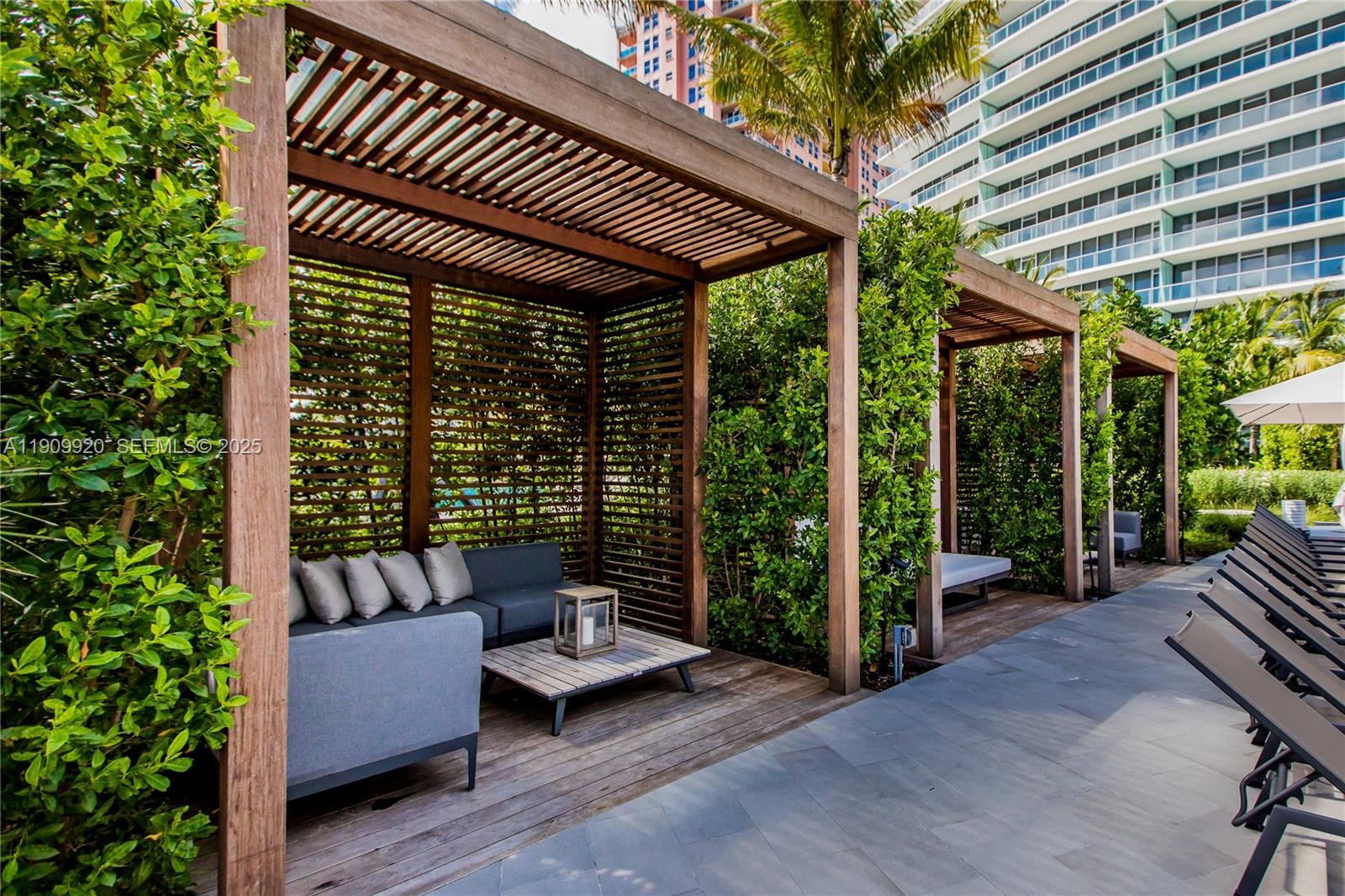 2200 N Ocean Blvd # N605