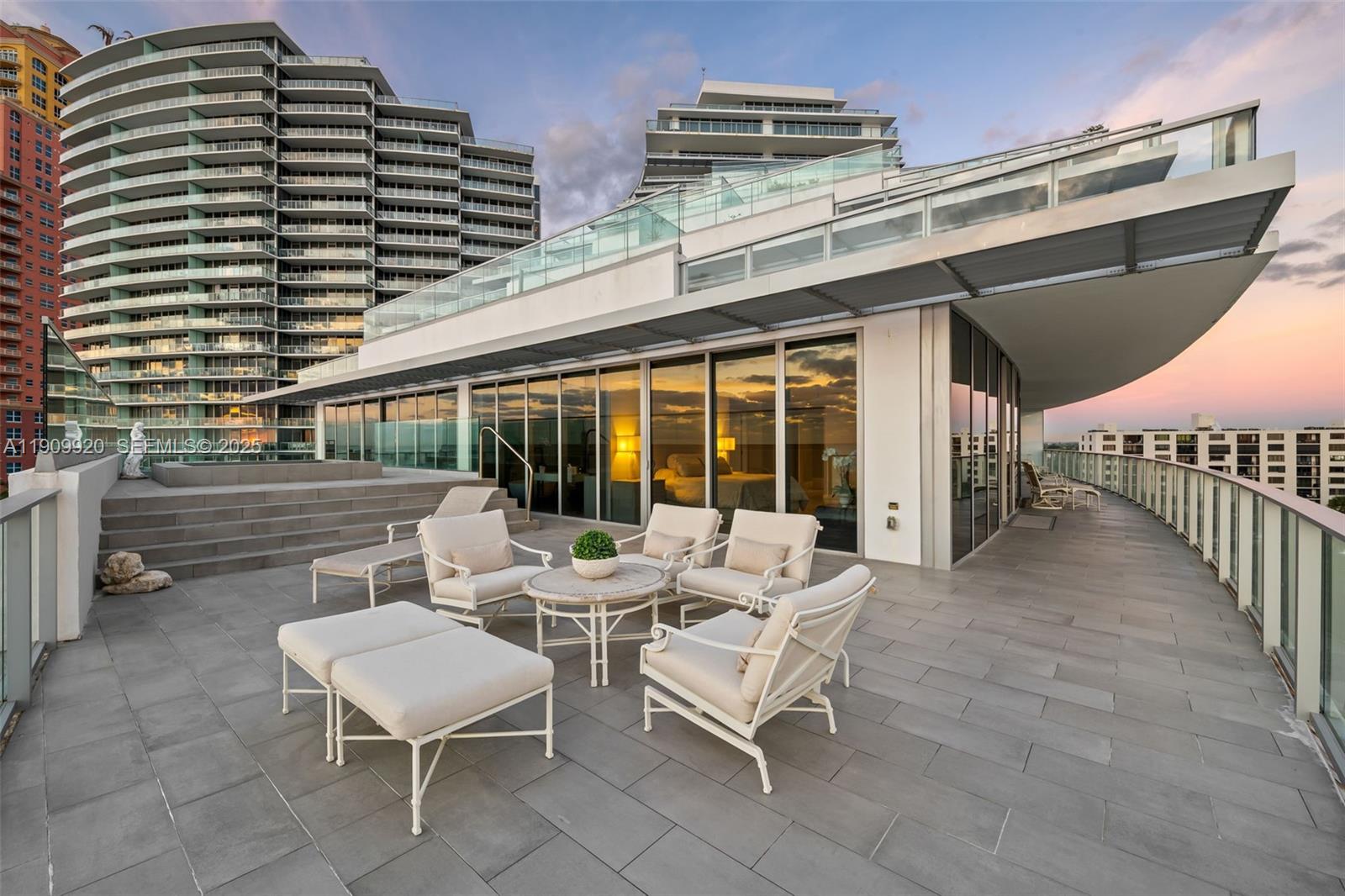 2200 N Ocean Blvd # N605