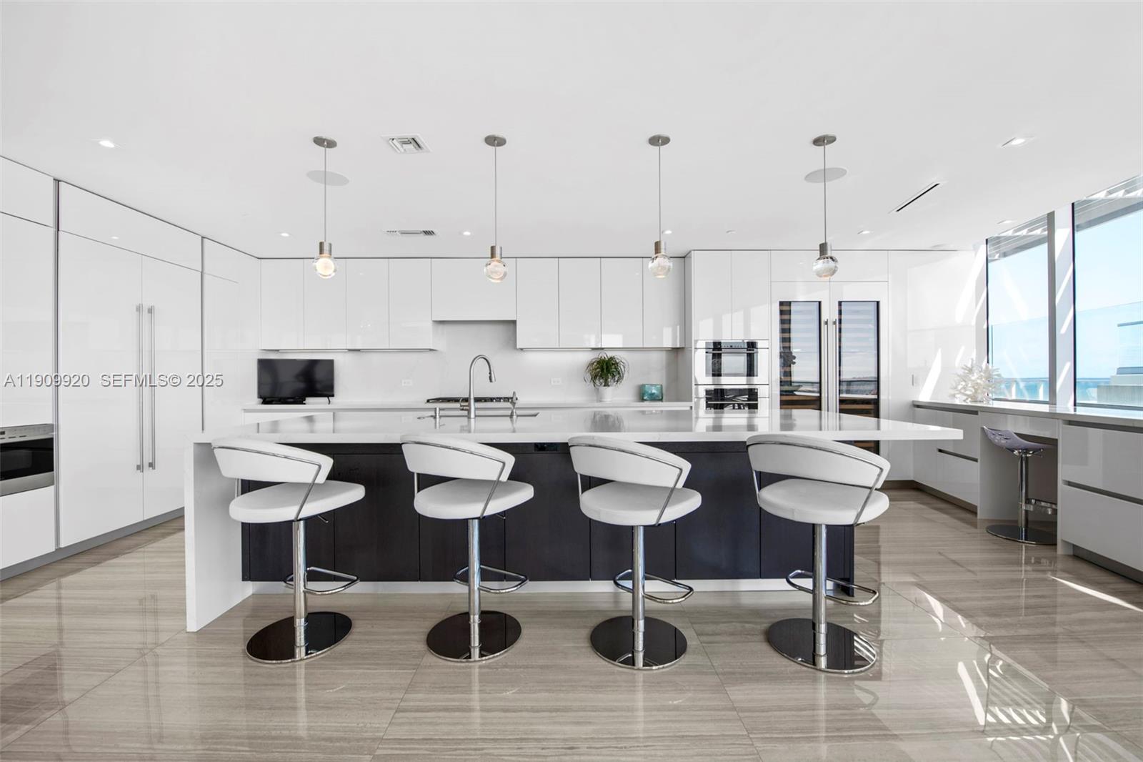 2200 N Ocean Blvd # N605