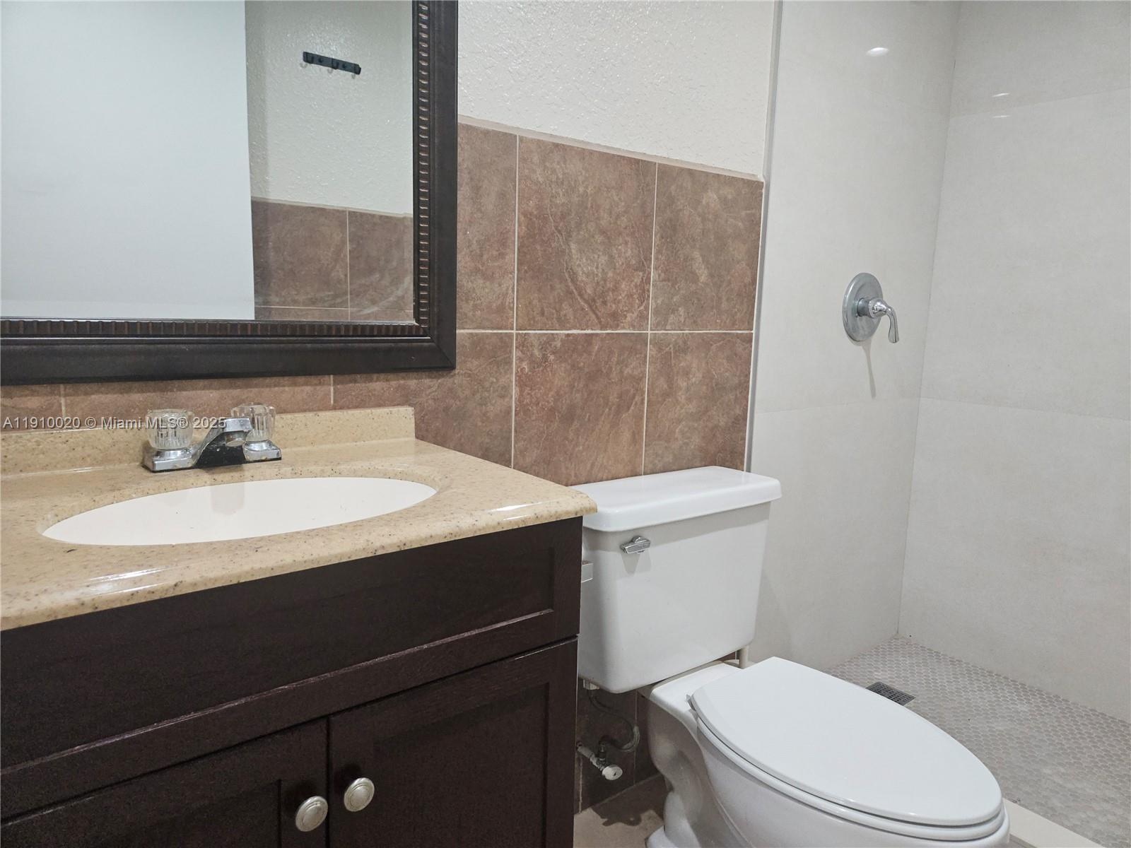 8145 NW 7th St # 411