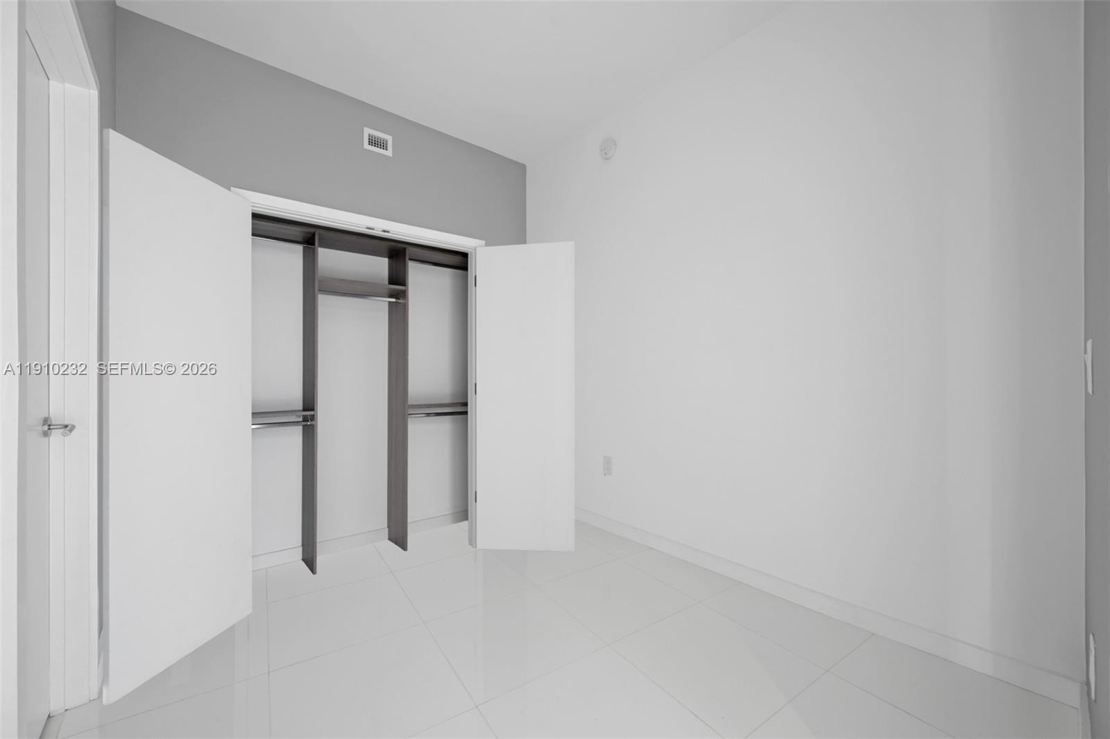 851 NE 1st Ave # 4204