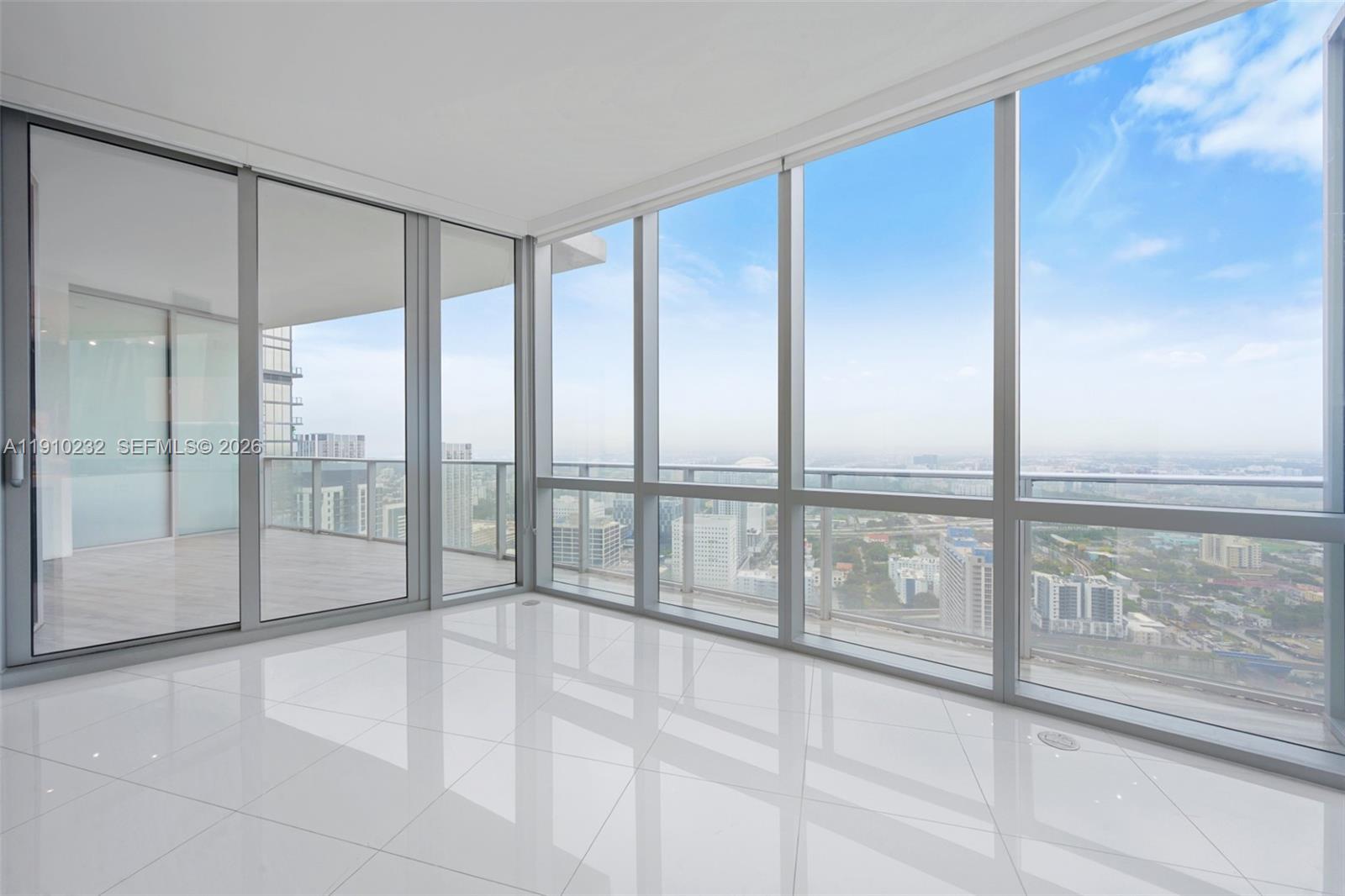 851 NE 1st Ave # 4204