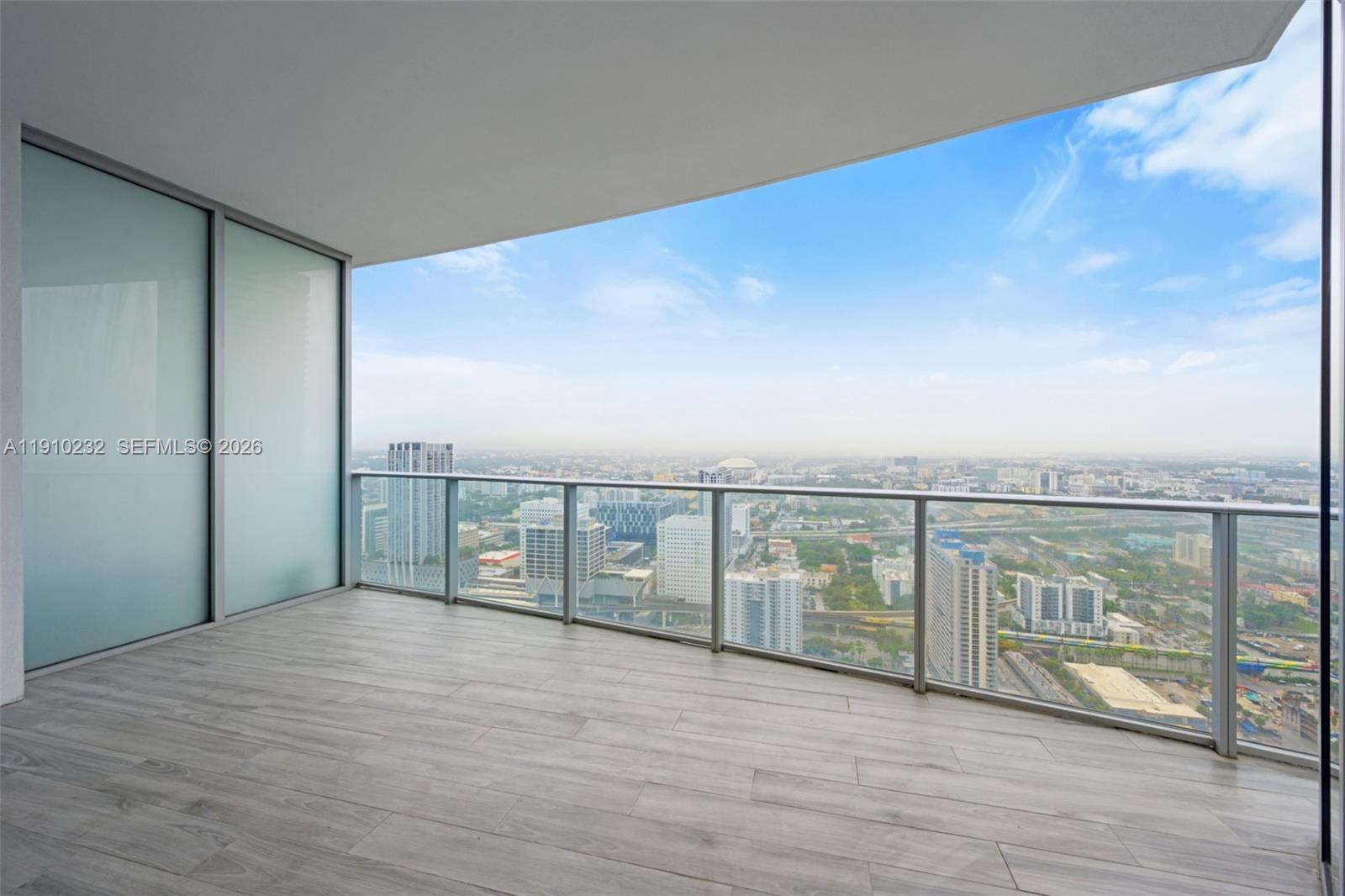 851 NE 1st Ave # 4204