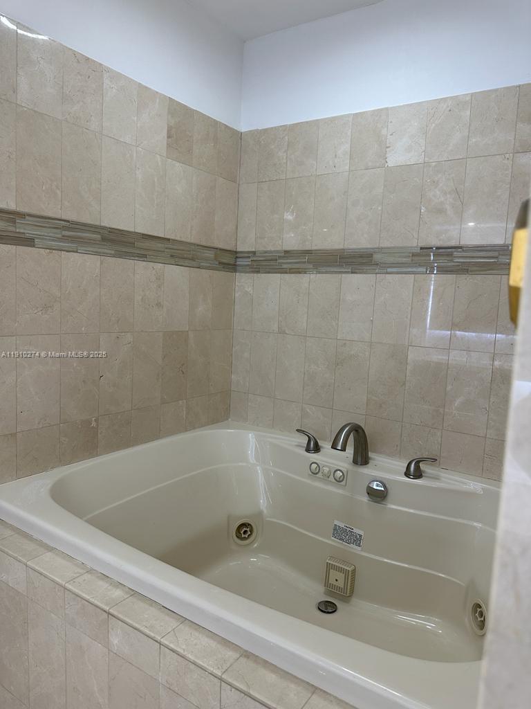 251 Crandon Blvd # 430