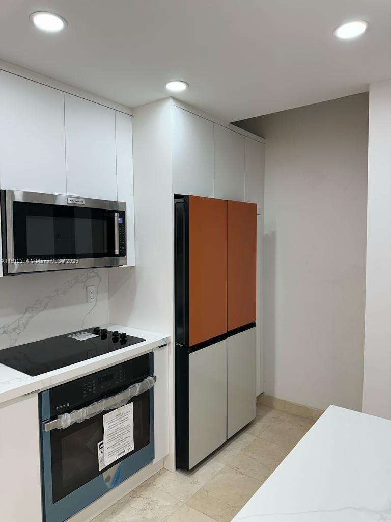 251 Crandon Blvd # 430