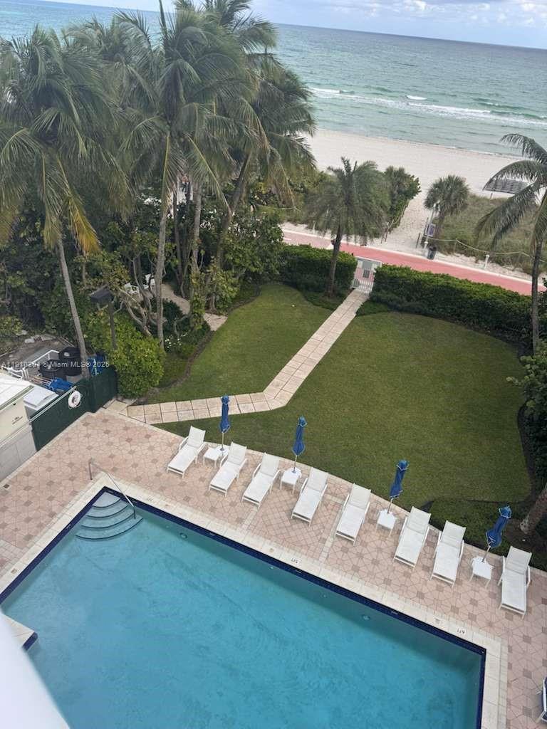 5025 Collins Ave # 1602