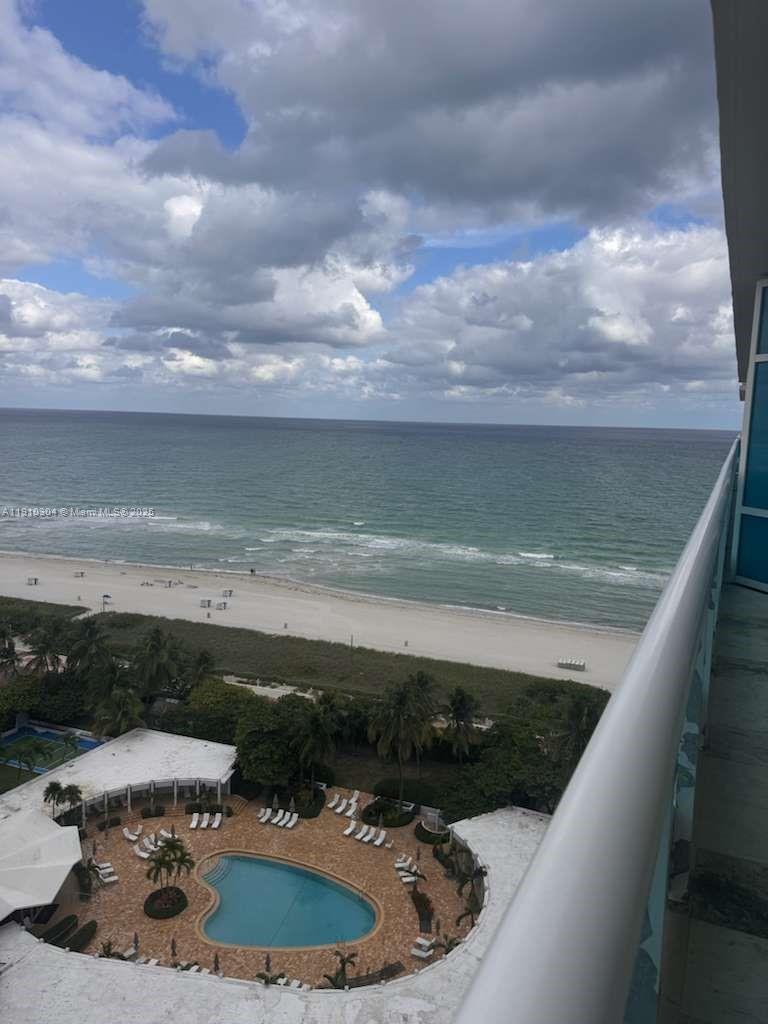 5025 Collins Ave # 1602