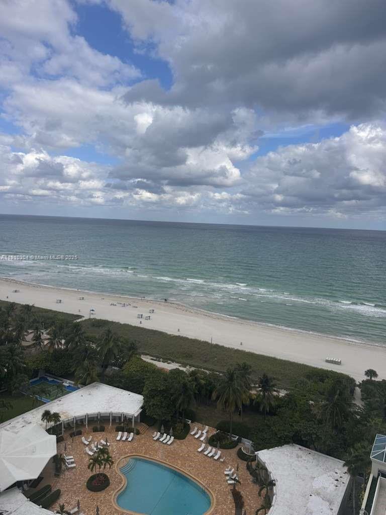 5025 Collins Ave # 1602