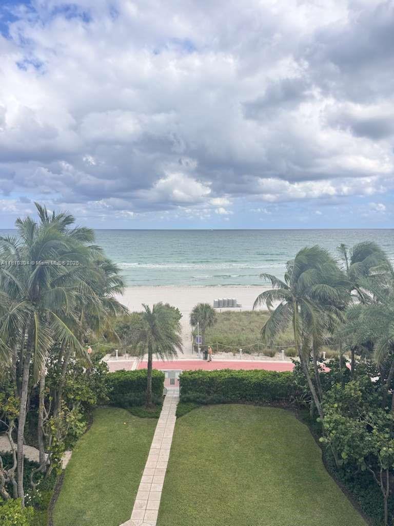 5025 Collins Ave # 1602