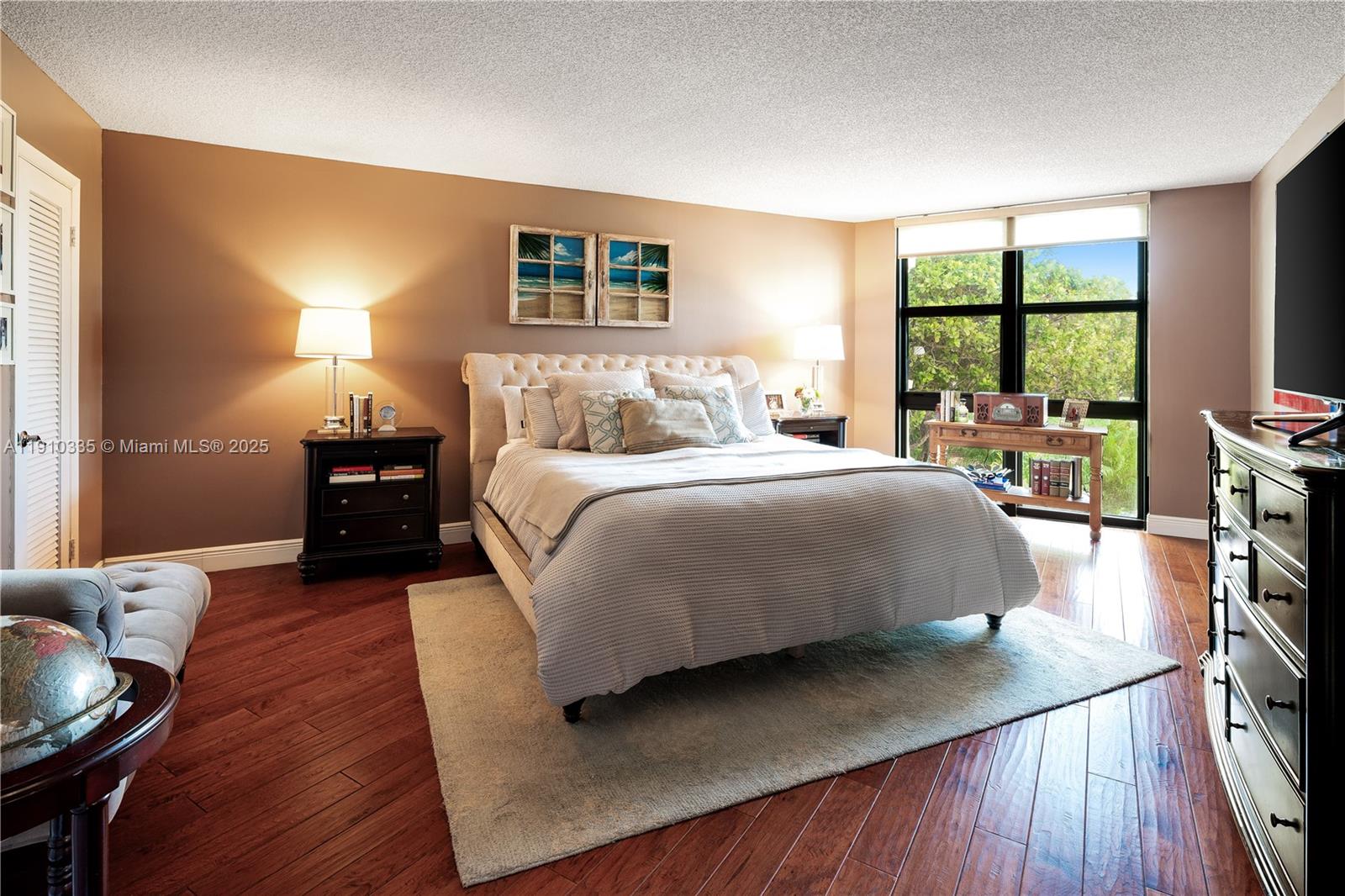 1111 Crandon Blvd # C205