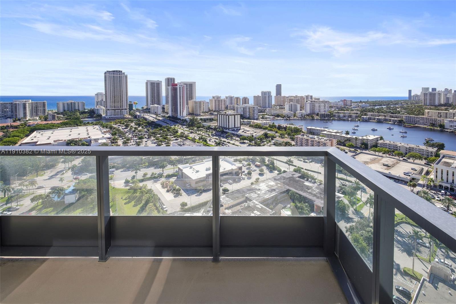 101 Diplomat Pkwy # 1706