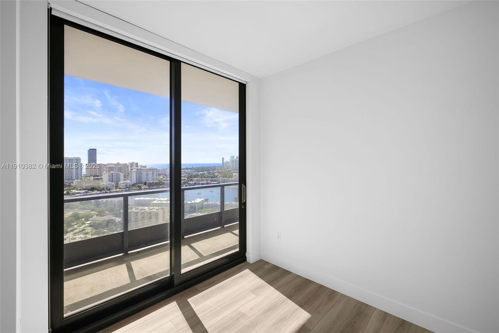 101 Diplomat Pkwy # 1706