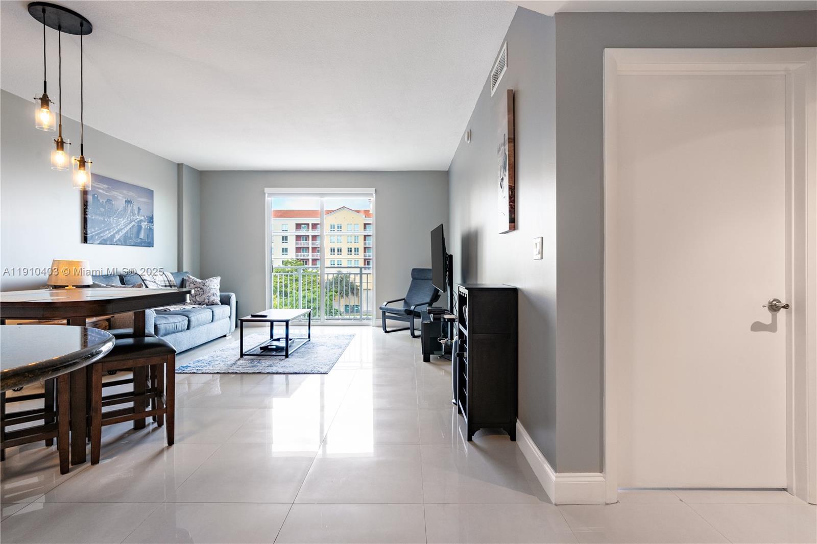 7270 SW 88th St # B302