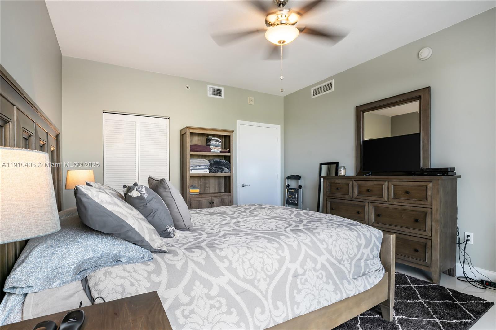 7270 SW 88th St # B302