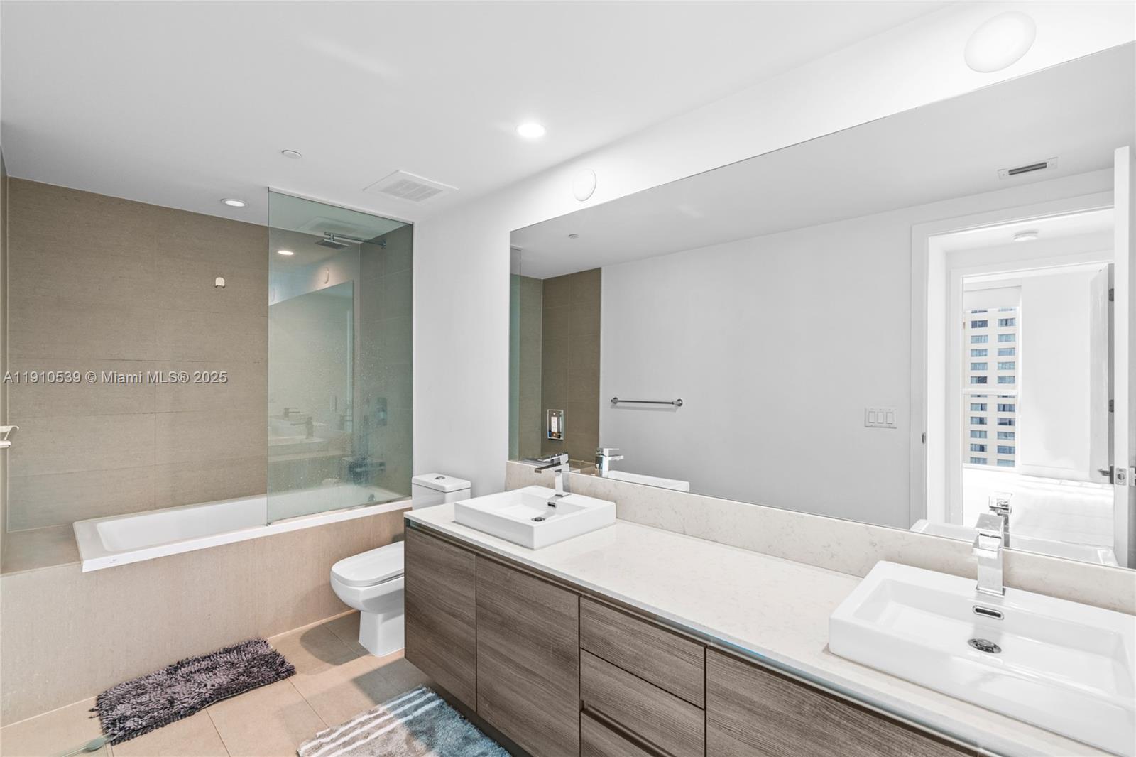 1080 Brickell Ave # 1502