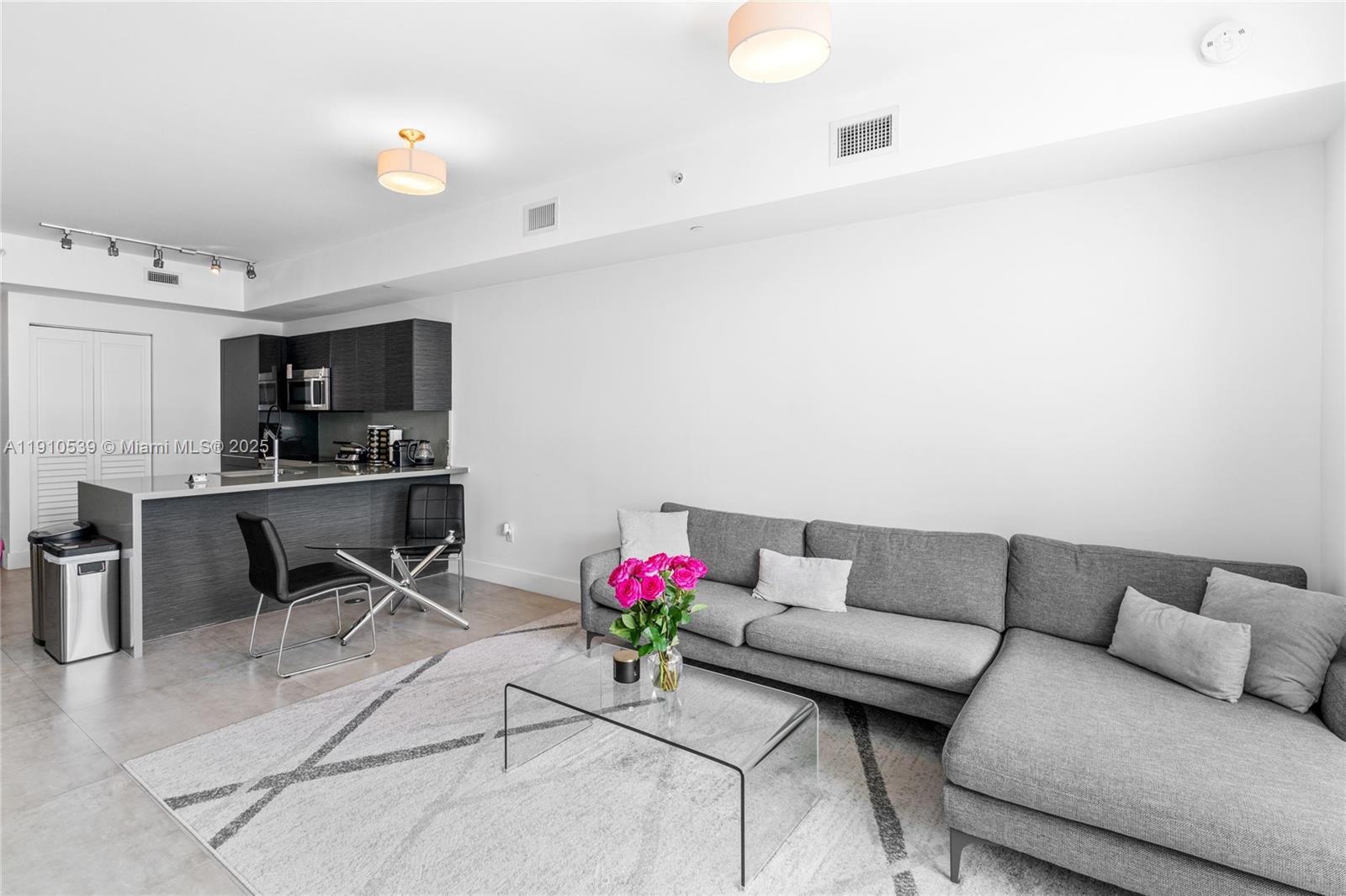 1080 Brickell Ave # 1502