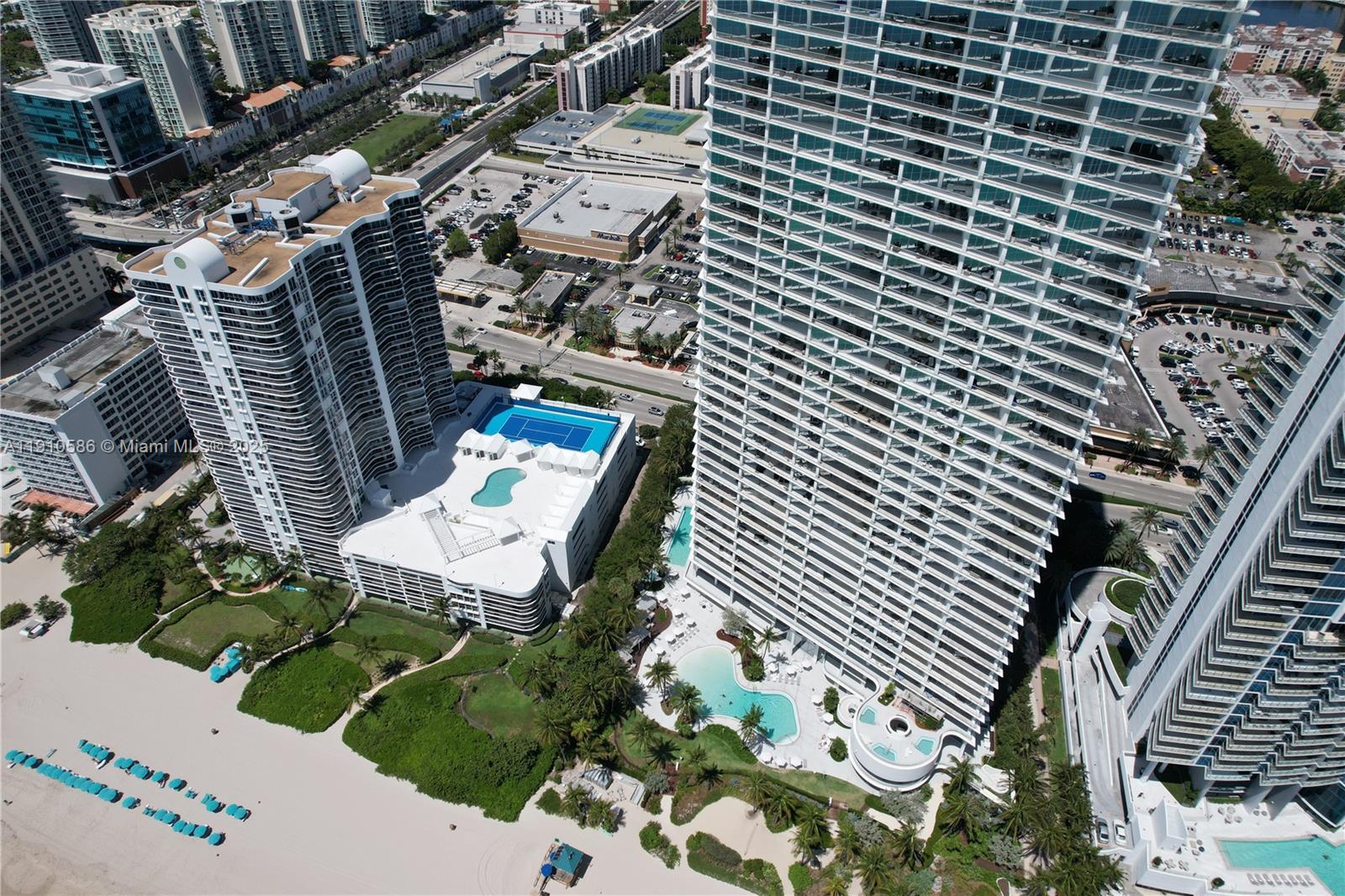 16901 Collins Ave # 4603