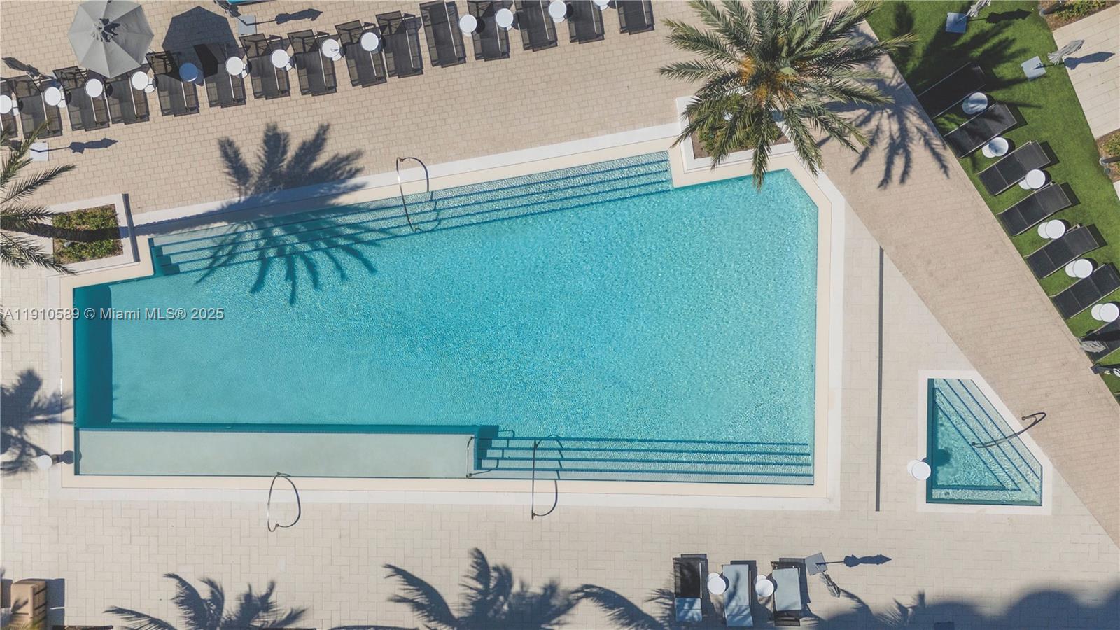 101 Diplomat Pkwy # 1205