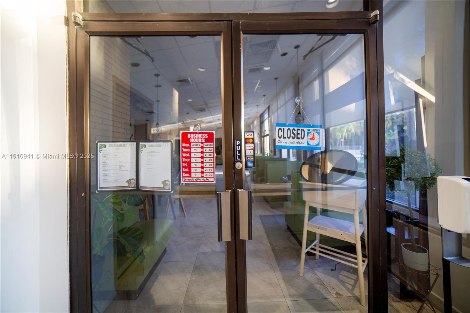 100 Bayview Dr # 325