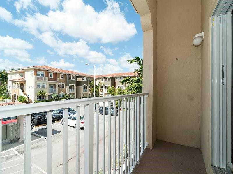 8833 NW 107th Ct # 205