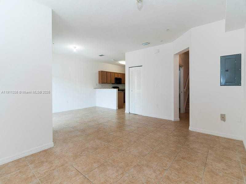 8833 NW 107th Ct # 205