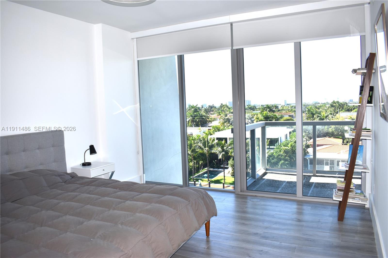 9940 W Bay Harbor Dr Unit: 6D-N