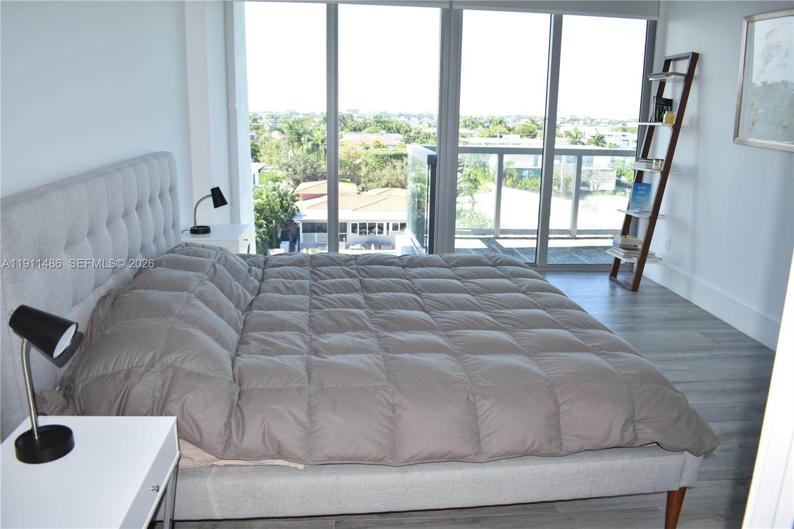 9940 W Bay Harbor Dr Unit: 6D-N