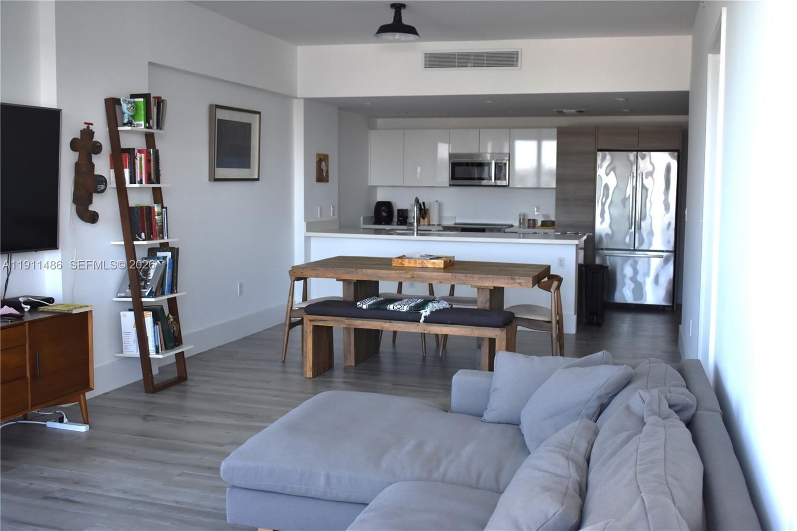 9940 W Bay Harbor Dr Unit: 6D-N