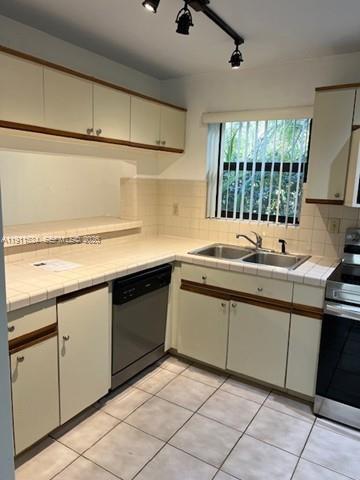 55 Ocean Lane Dr # 1032