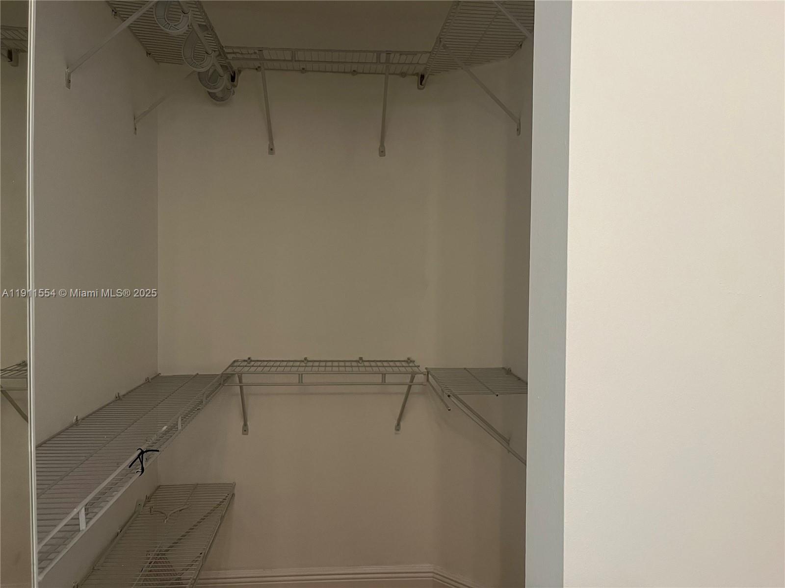 3590 Coral Way # 908