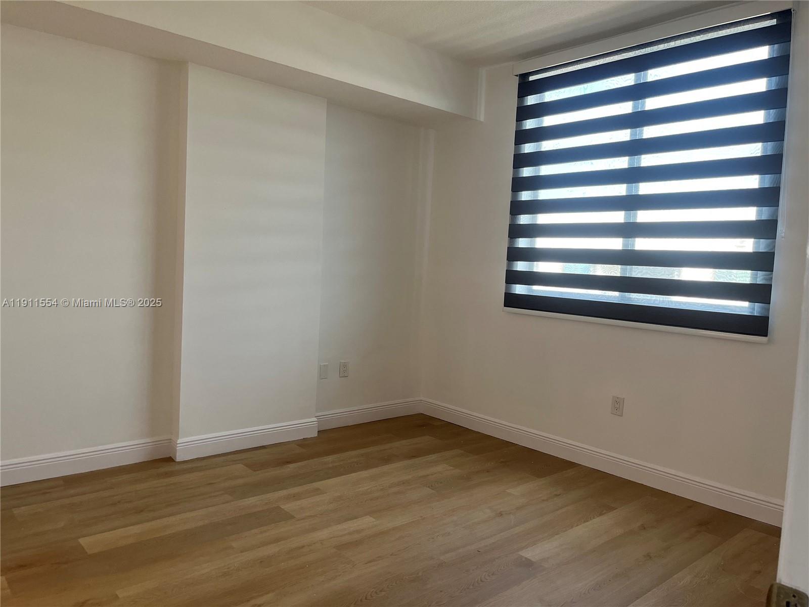 3590 Coral Way # 908