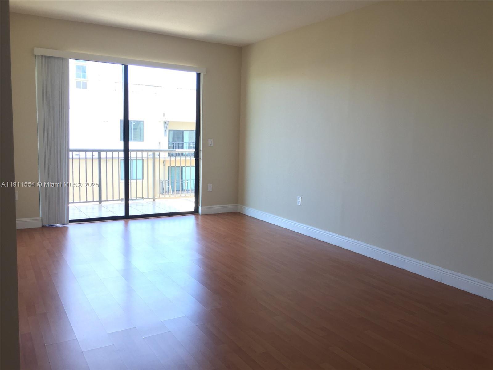 3590 Coral Way # 908