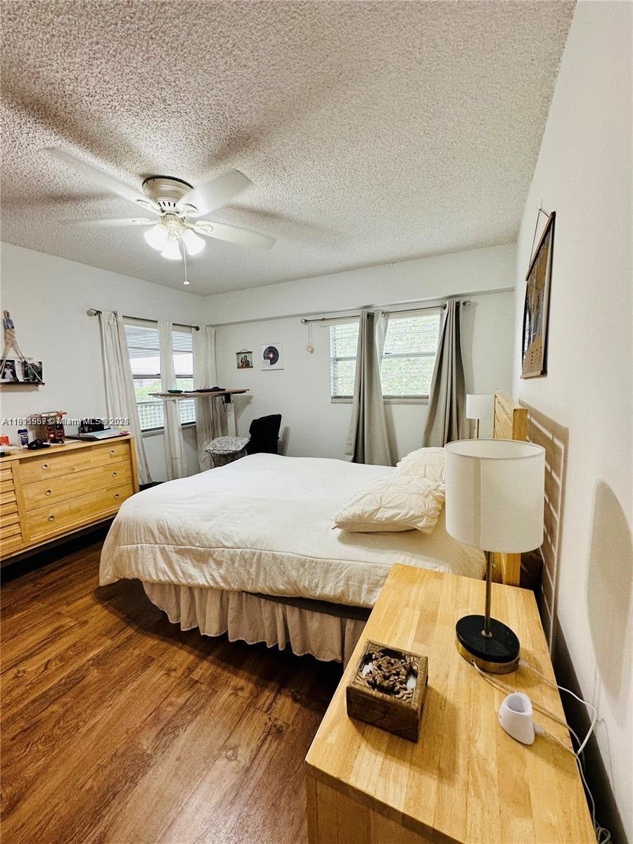 1400 SW 124th Ter # 402Q