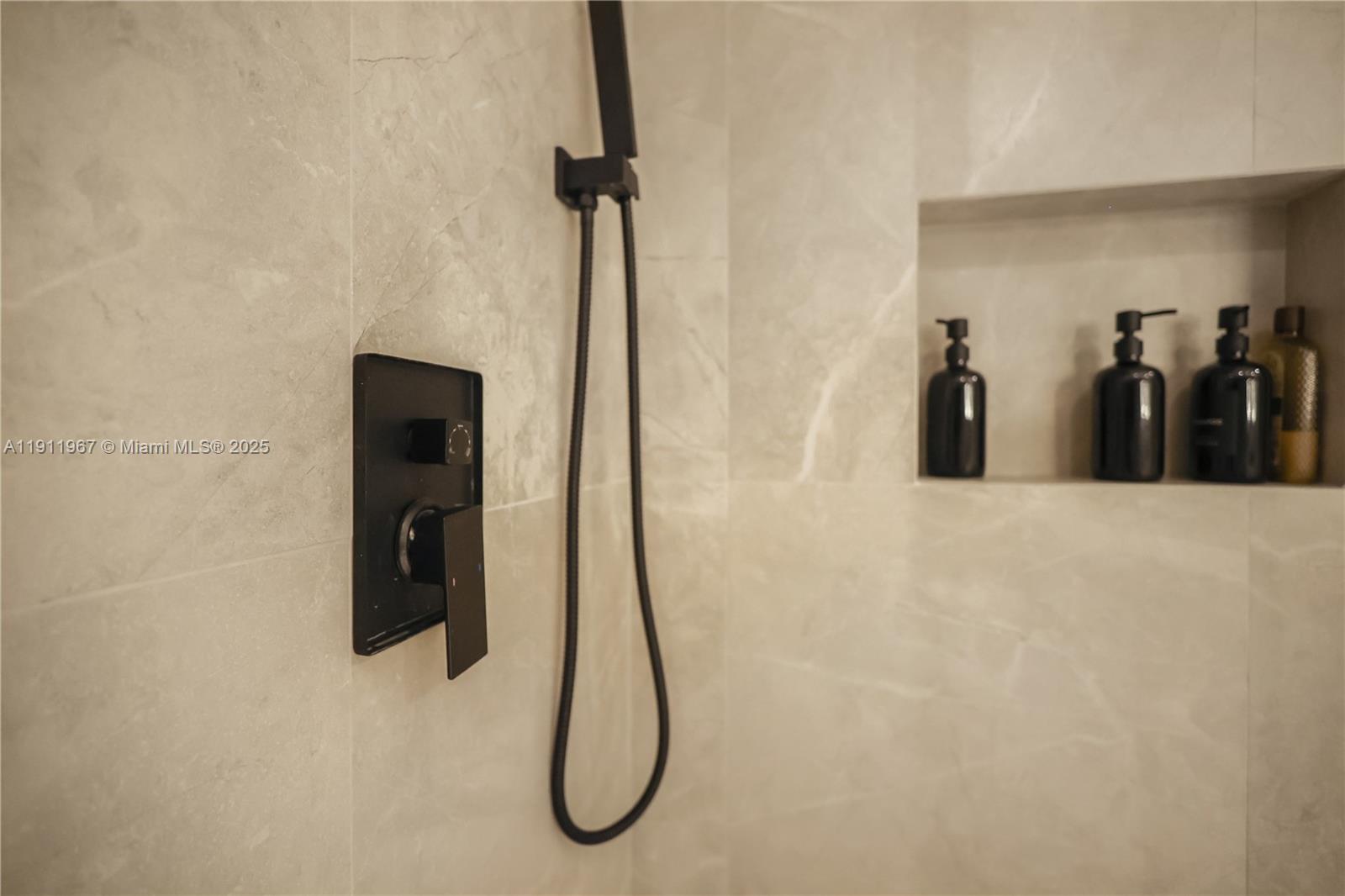 17375 Collins Ave # 2701