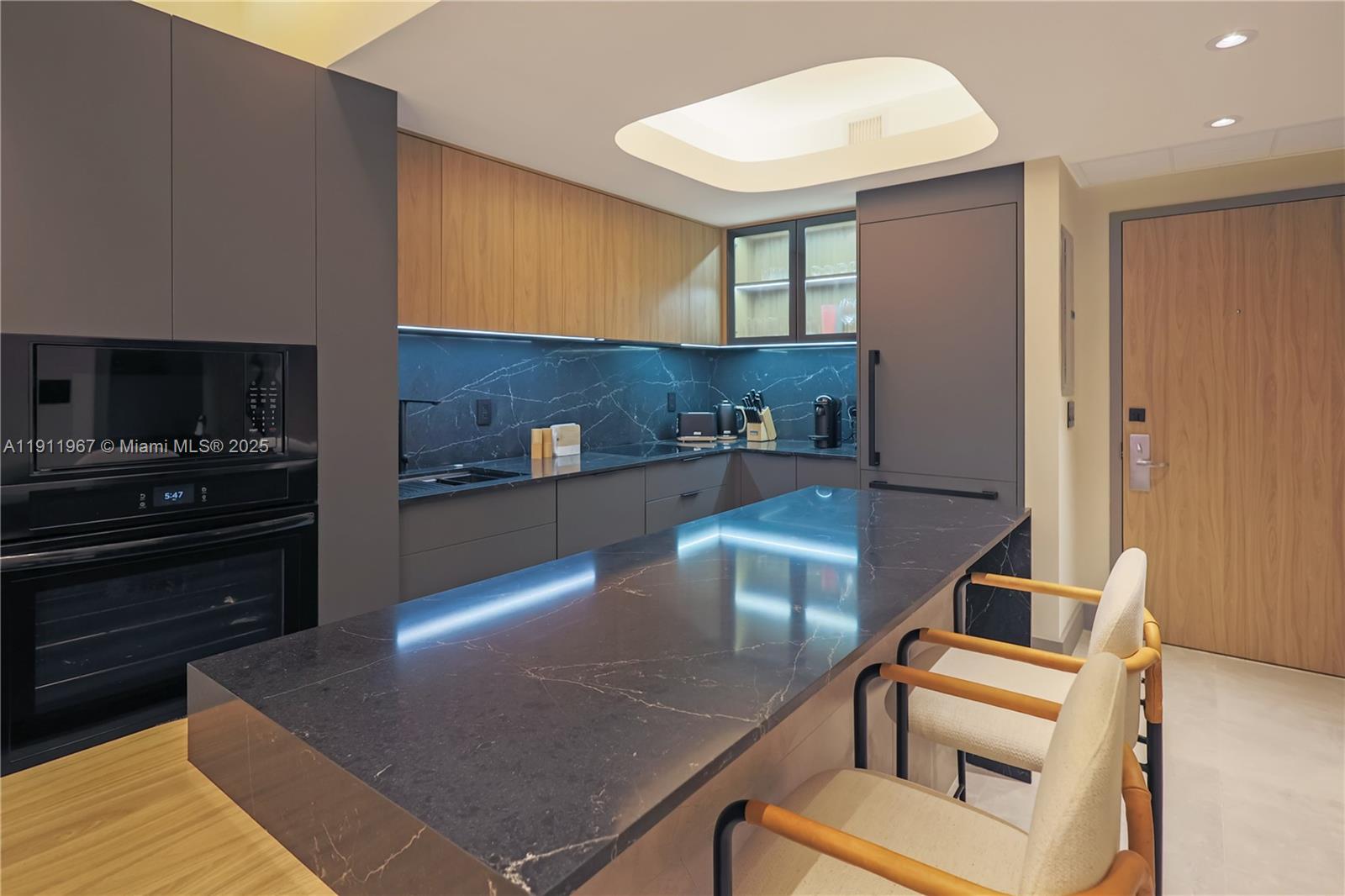 17375 Collins Ave # 2701