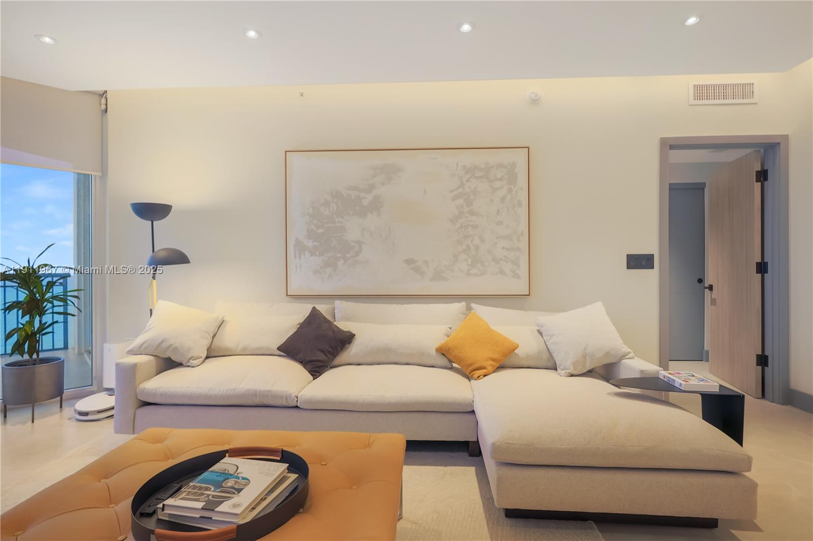 17375 Collins Ave # 2701