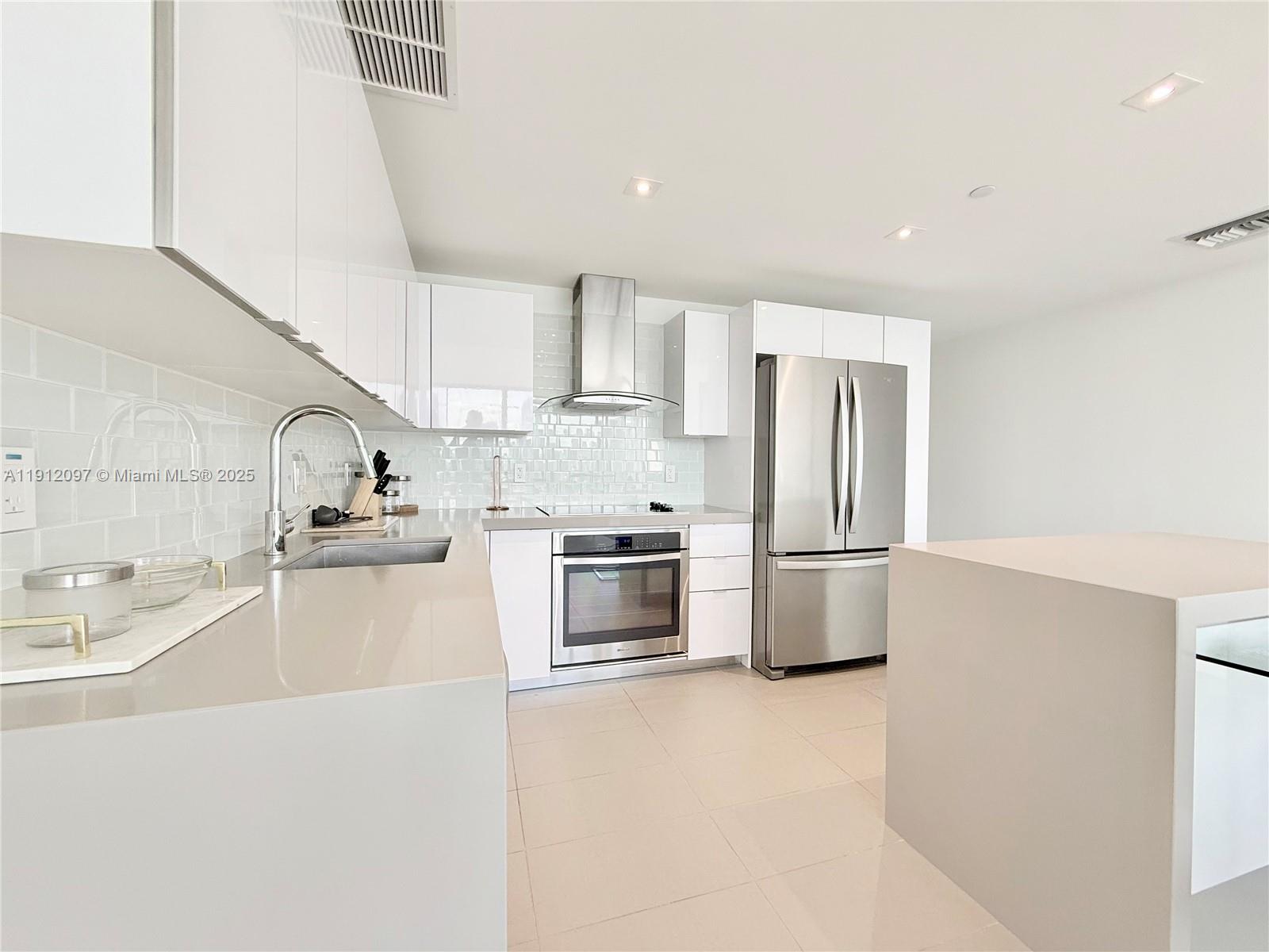 1600 NE 1st Ave # 3210