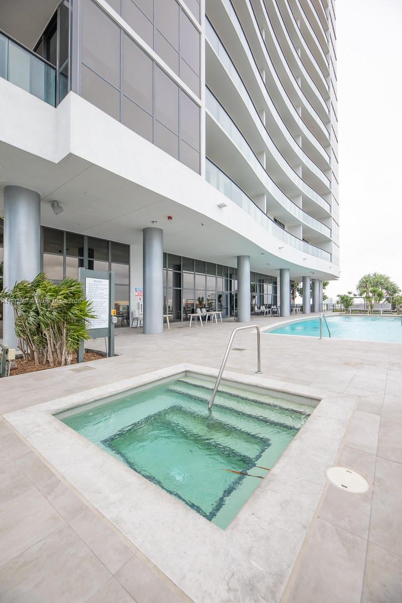 1600 NE 1st Ave # 3210